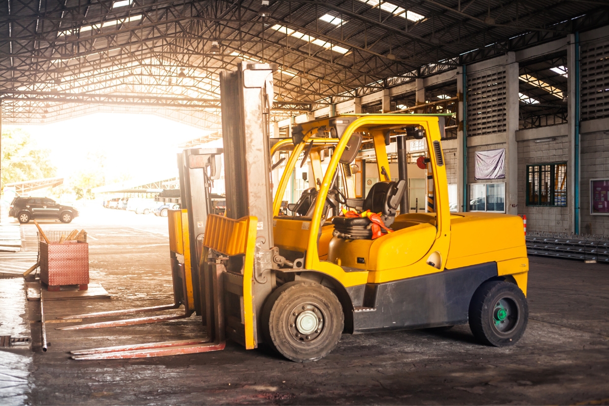 How-to-safely-clean-forklift-trucks How To Safely Clean Forklift Trucks