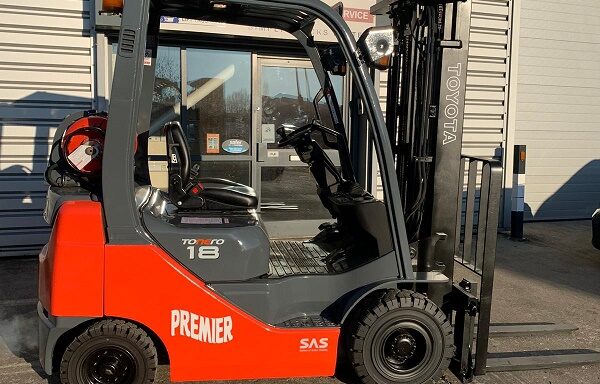 Toyota 8FGF18 GAS forklift