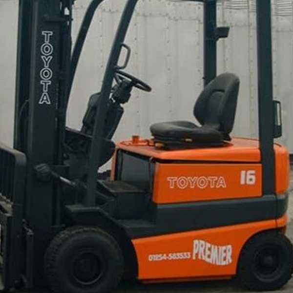 buy-diesel-forklift-trucks